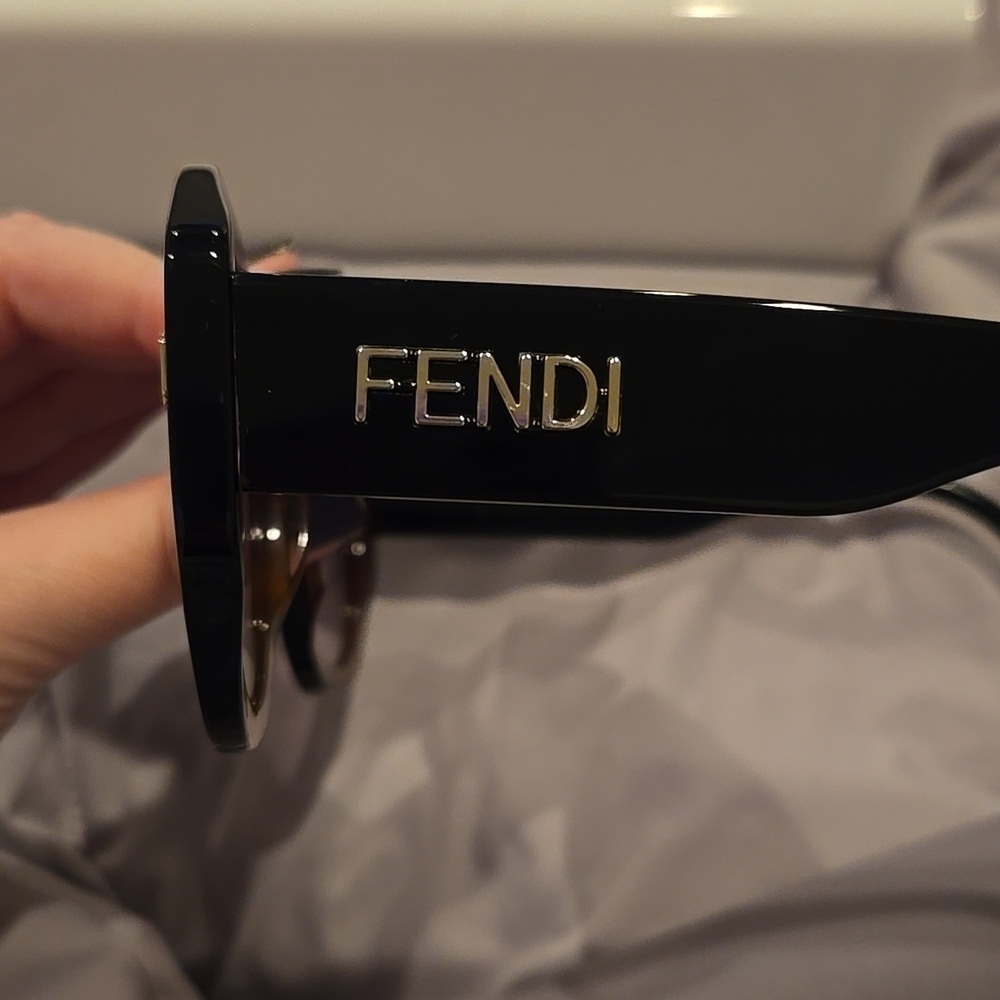 Fendi Tortoise Gray Gradient Brand New Sunglasses with Box - Picture 4 of 14